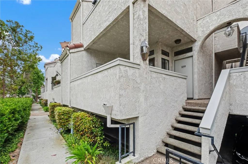 Huntington Beach, CA 92649,17191 Corbina Lane #109