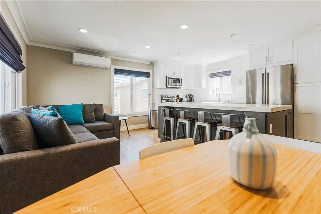 Newport Beach, CA 92663,312 36th Street