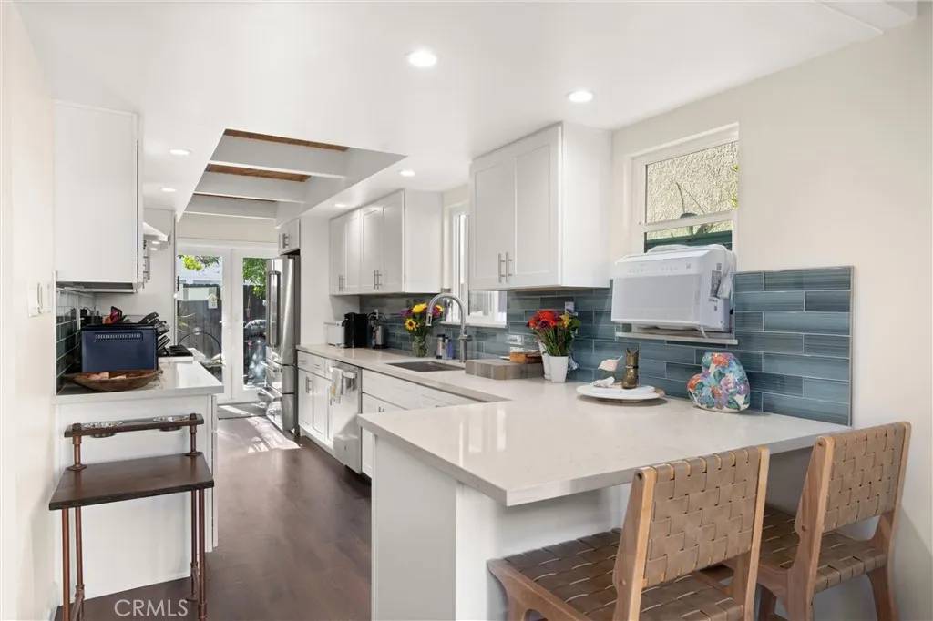 Newport Beach, CA 92663,327 62nd Street