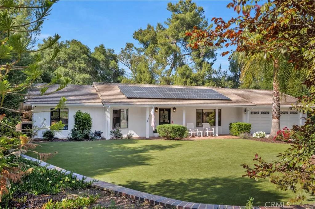 Escondido, CA 92026,10136 Rancho Roble Road
