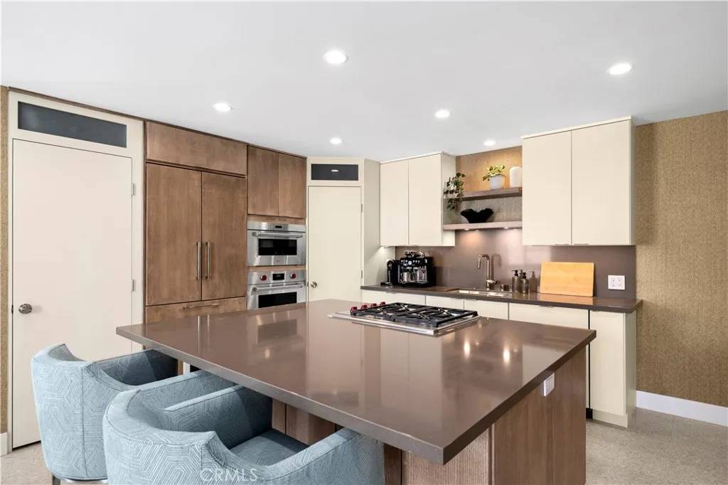 Corona Del Mar, CA 92625,741 Avocado Avenue #101