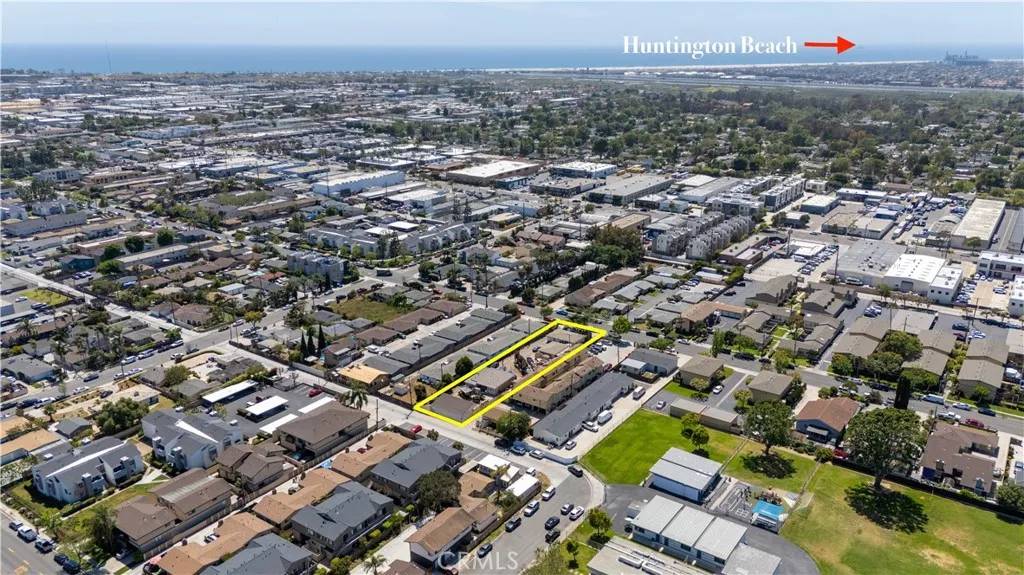 Costa Mesa, CA 92627,2028 Wallace