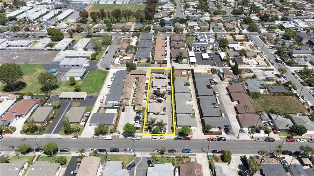 Costa Mesa, CA 92627,2028 Wallace