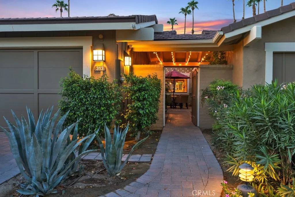 Palm Desert, CA 92211,313 Appaloosa Way