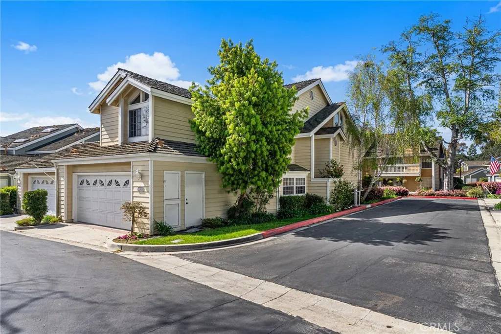 Long Beach, CA 90803,431 Cranston Court #102