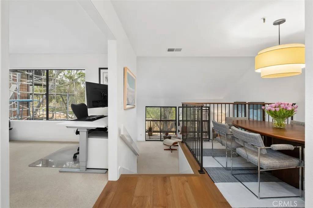 Newport Beach, CA 92660,7 Canyon Island Drive