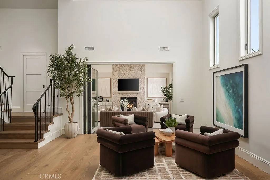 Corona Del Mar, CA 92625,412 Goldenrod Avenue