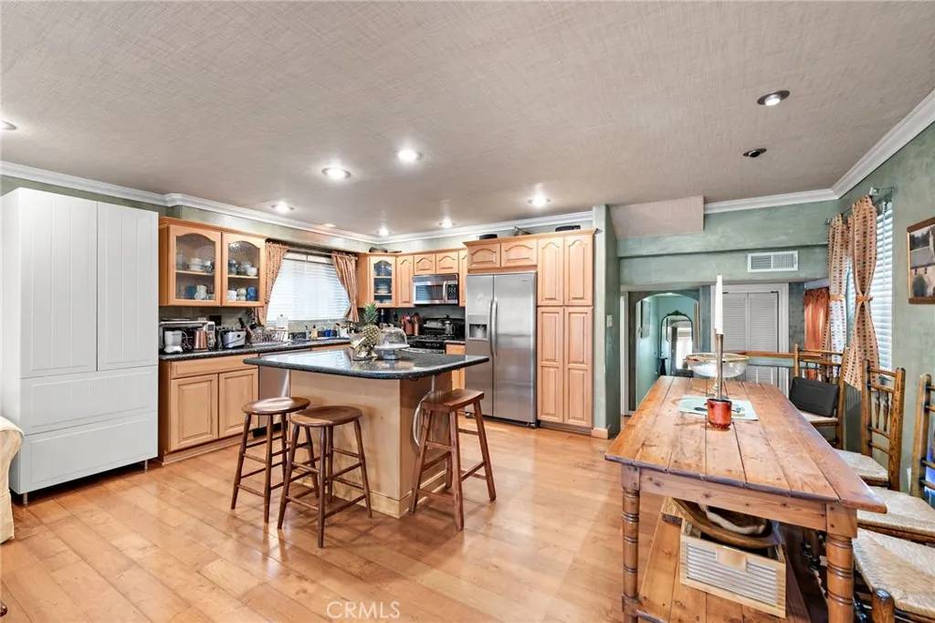 Newport Beach, CA 92663,1623 W Balboa Boulevard