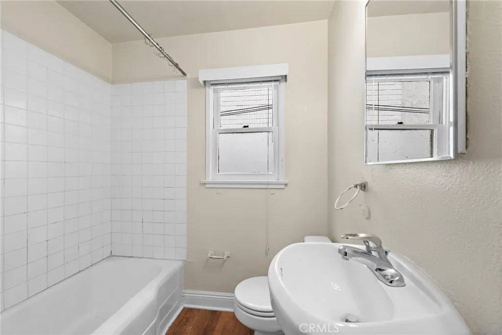 Corona Del Mar, CA 92625,610 marguerite #A