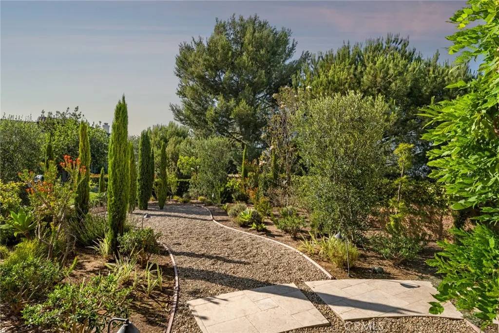Newport Coast, CA 92657,2 Tarascon