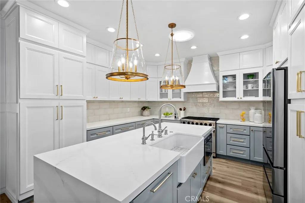 Newport Beach, CA 92660,362 Vista Madera