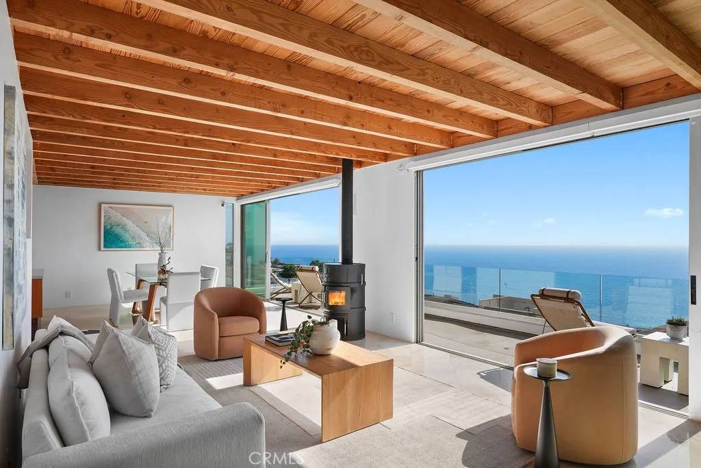 Laguna Beach, CA 92651,1119 Katella Street