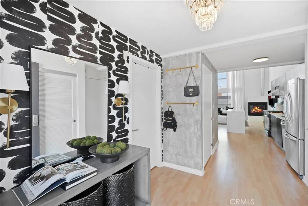 Marina Del Rey, CA 90292,4215 Glencoe Avenue #407