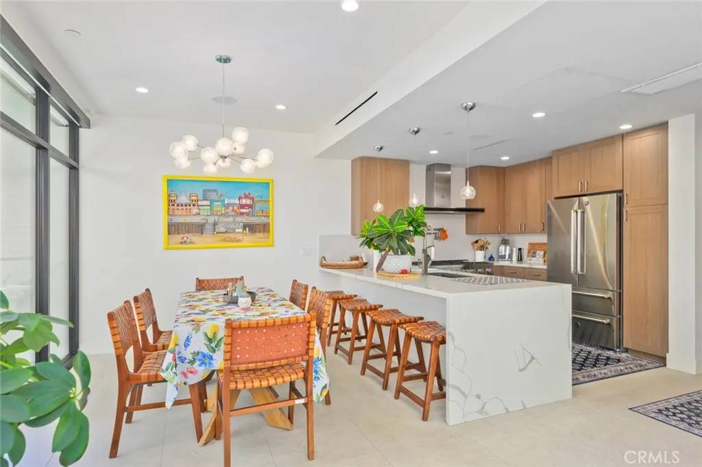 Newport Beach, CA 92661,500 E Balboa Boulevard