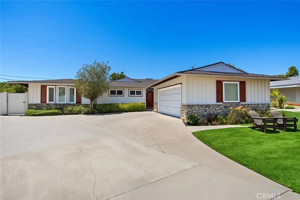 Costa Mesa, CA 92627,1951 Aliso Avenue