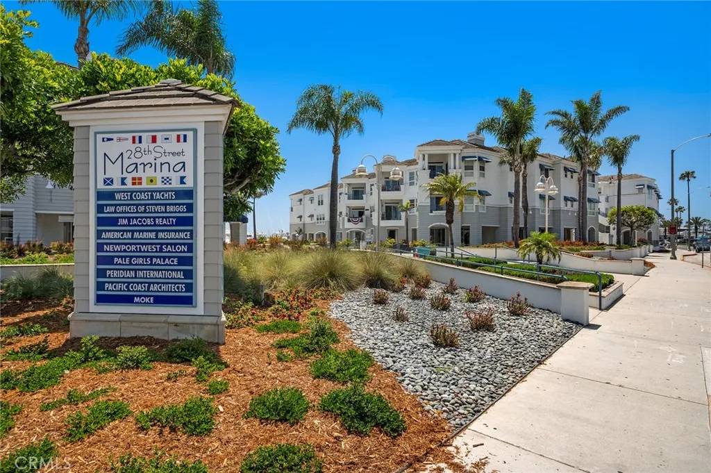 Newport Beach, CA 92663,2600 Newport Boulevard #219