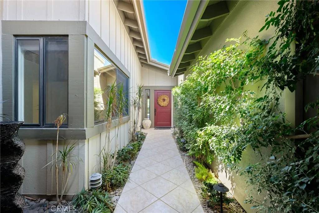 Palm Desert, CA 92211,75 Laredo Lane