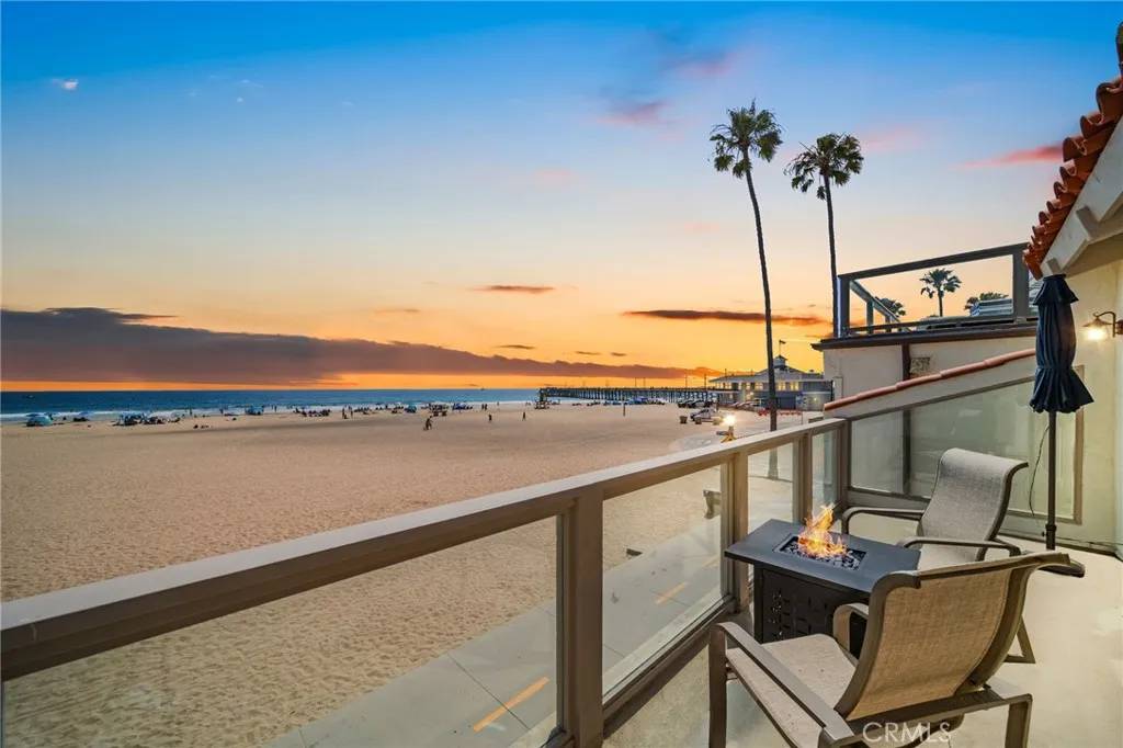 Newport Beach, CA 92663,1924 W Oceanfront