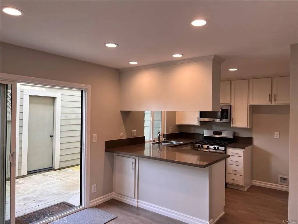 Newport Beach, CA 92663,5 Moonrise Court