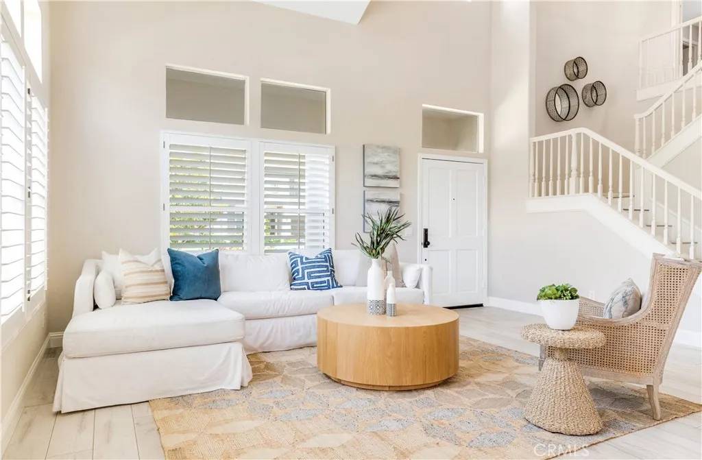 Newport Coast, CA 92657,16 Menton