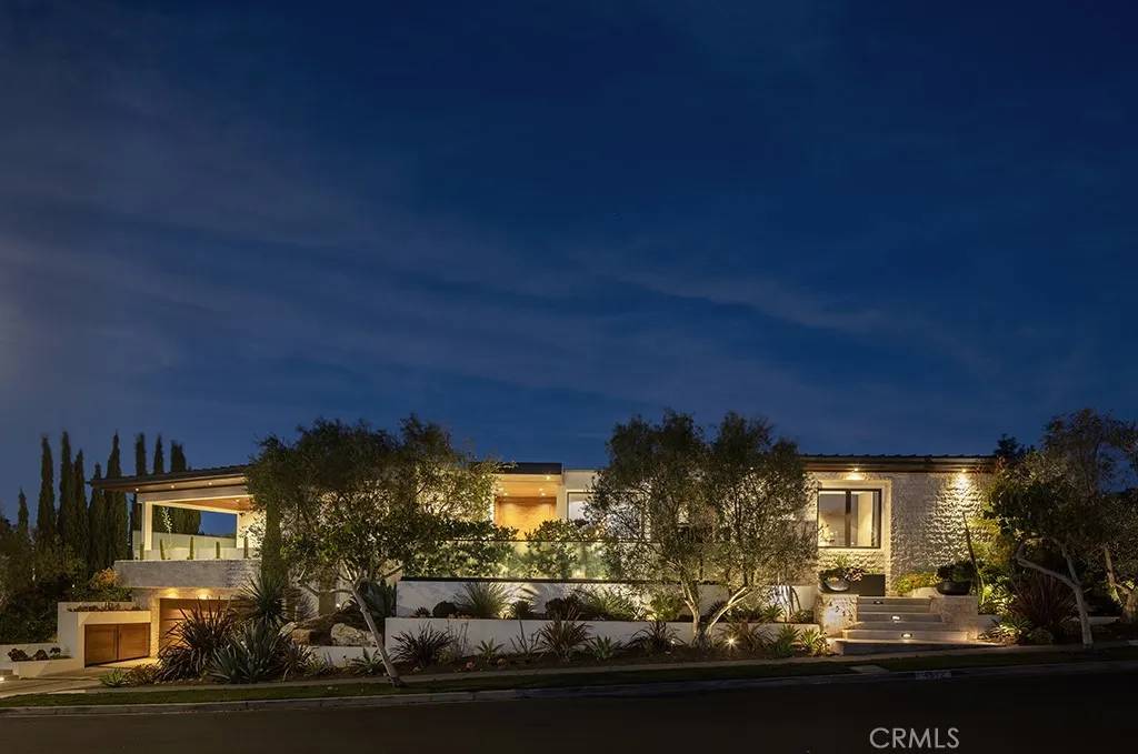 Corona Del Mar, CA 92625,4512 Roxbury Road