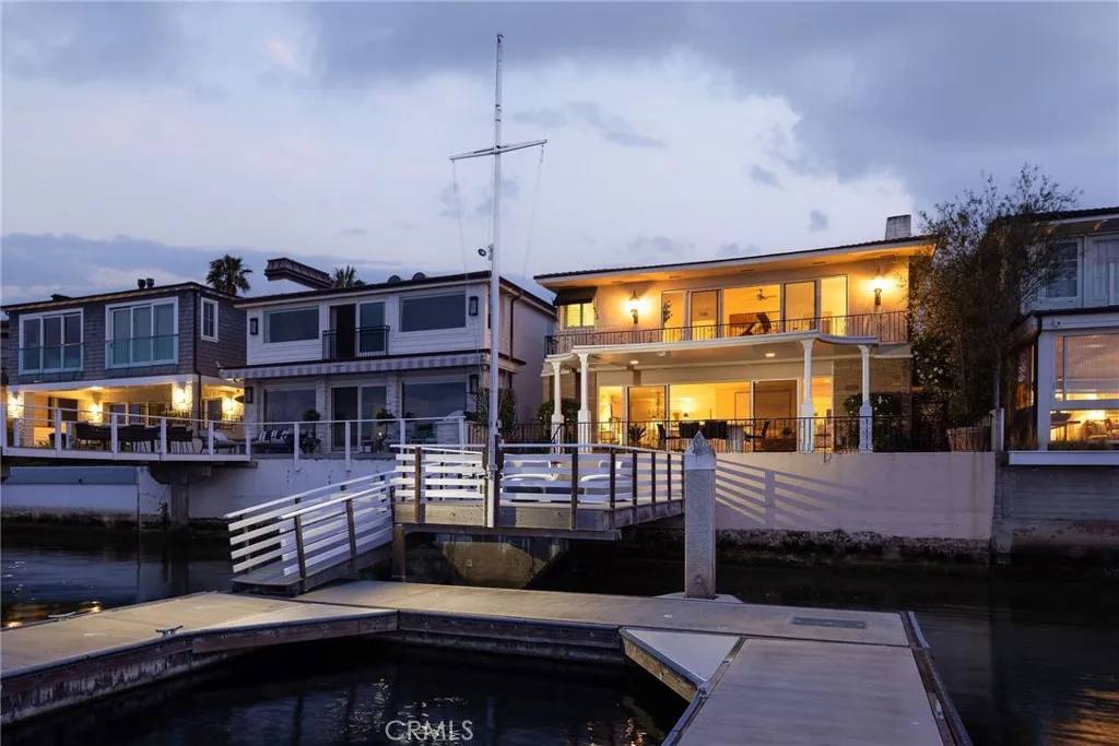 Newport Beach, CA 92663,816 Via Lido Nord