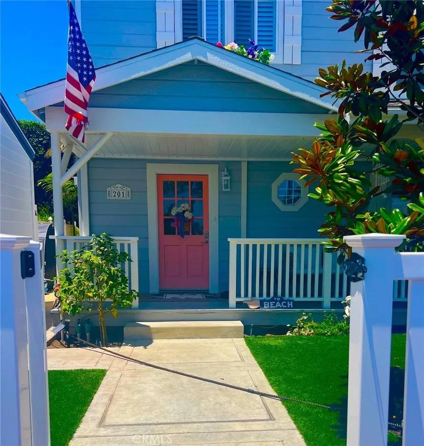 Newport Beach, CA 92660,201 Tremont