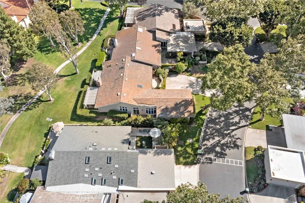 Newport Beach, CA 92660,2719 Vista Umbrosa