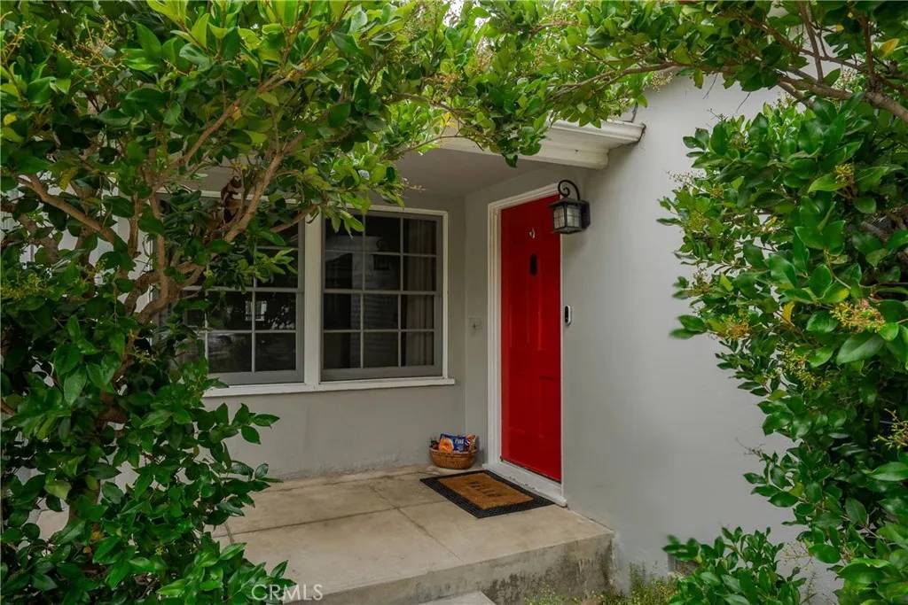 Santa Ana, CA 92706,2014 N Flower Street
