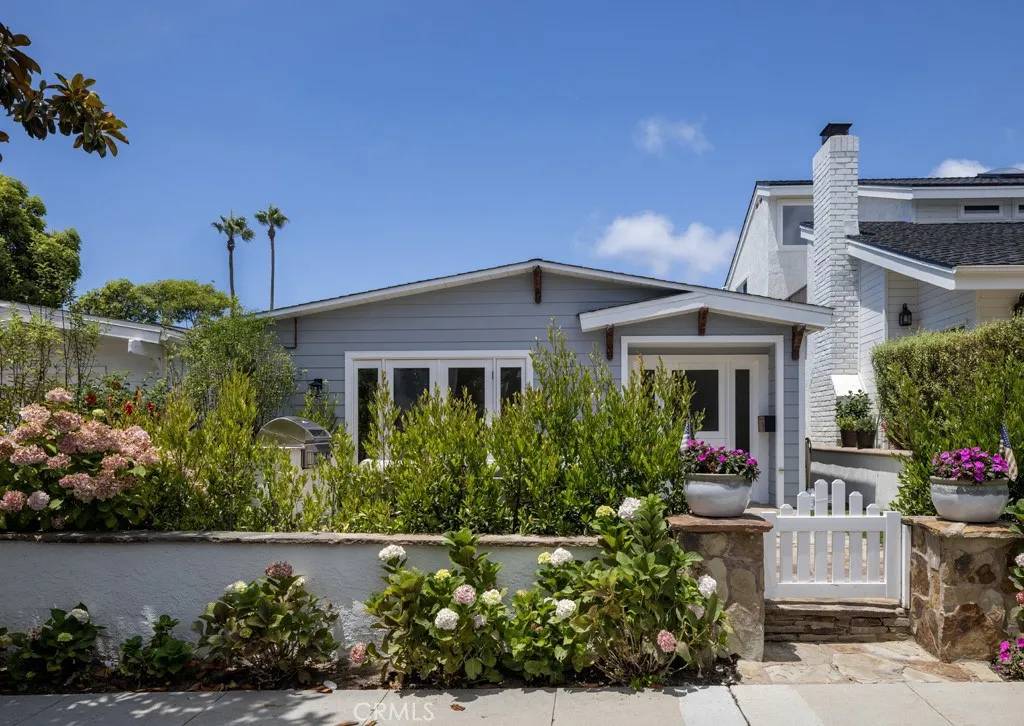 Corona Del Mar, CA 92625,705 Marigold Avenue