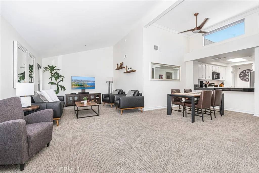 Newport Beach, CA 92663,950 Cagney Lane #308