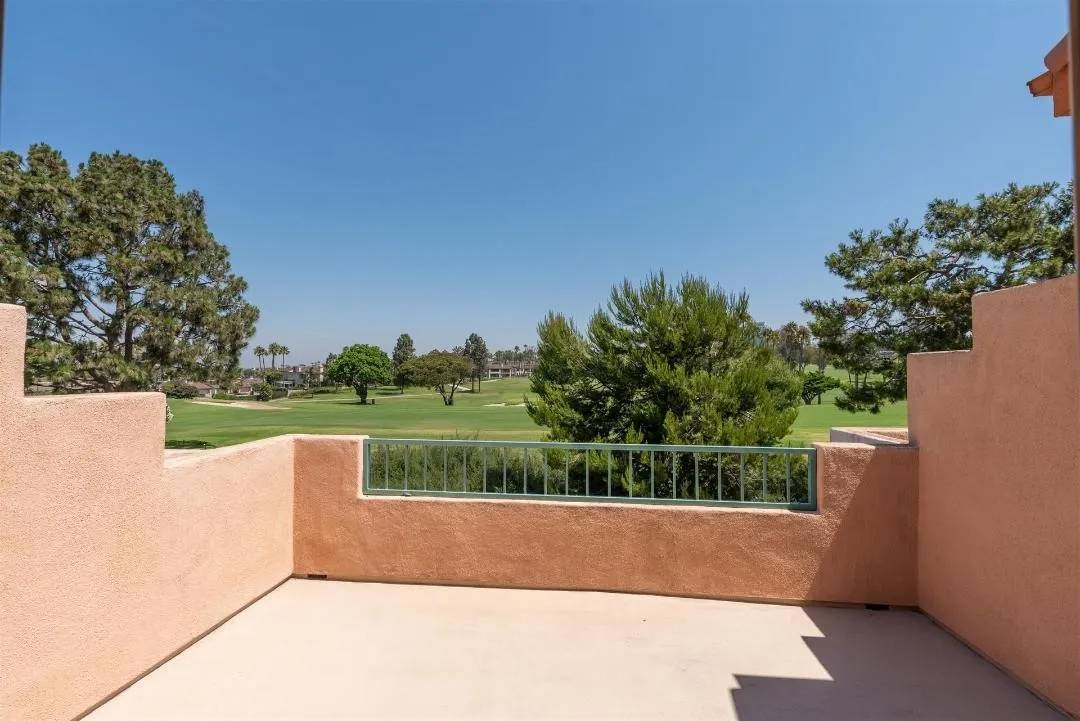 Newport Beach, CA 92660,260 Villa Point Drive