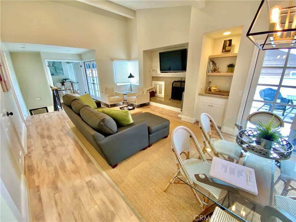 Corona Del Mar, CA 92625,611 Orchid Avenue