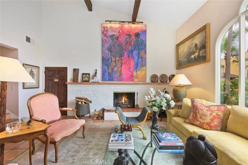 Newport Beach, CA 92663,124 Via Quito