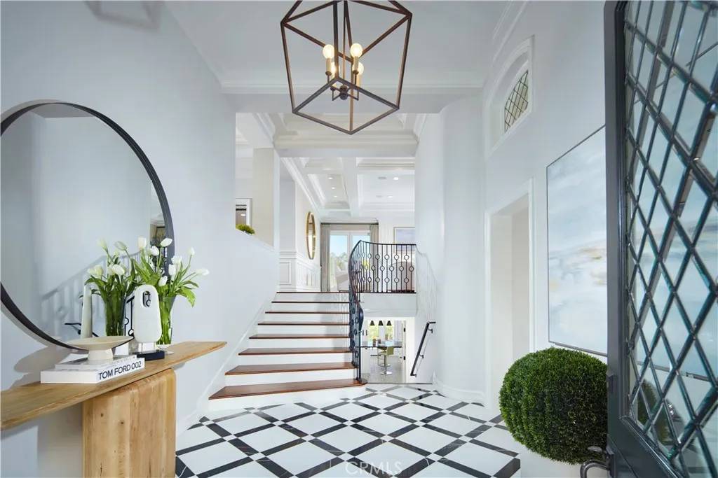 Newport Beach, CA 92660,2 Royal Saint George Road