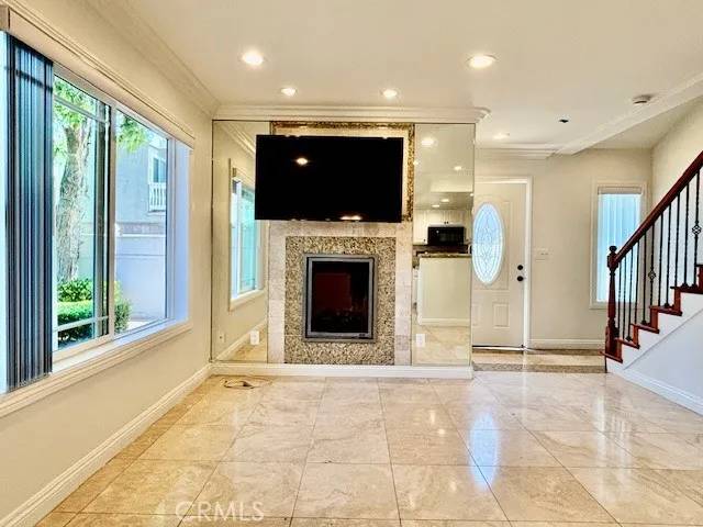 Costa Mesa, CA 92627,685 W 18th Street #2