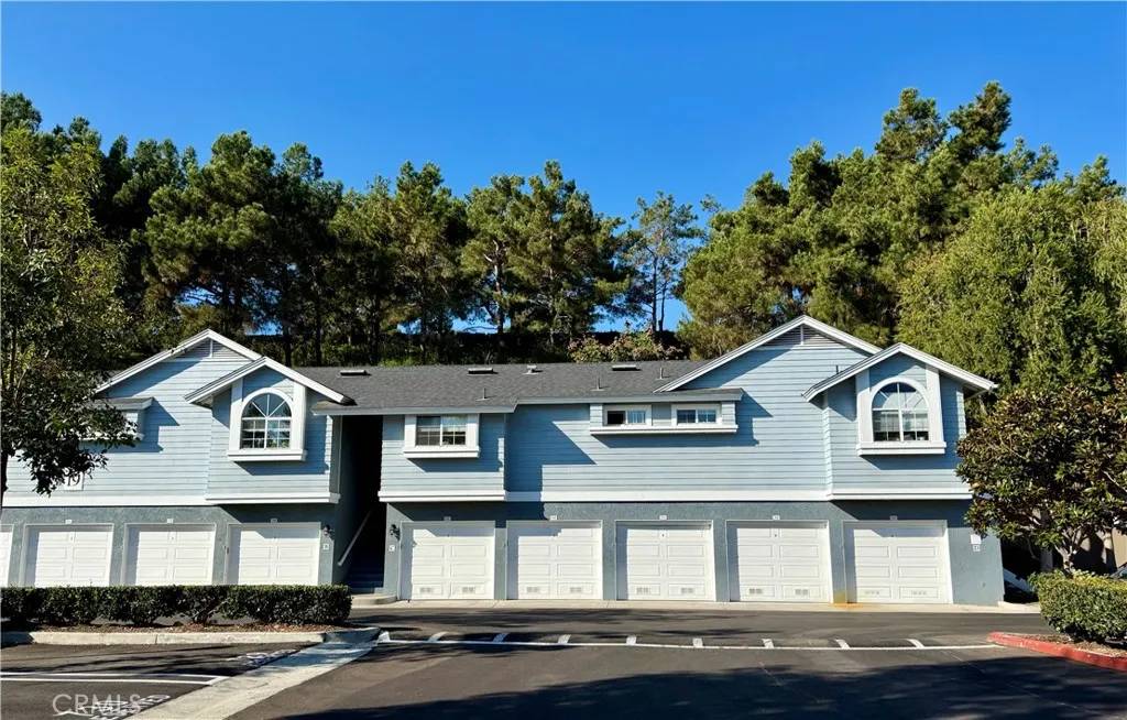 Aliso Viejo, CA 92656,23412 Pacific Park Drive #19C