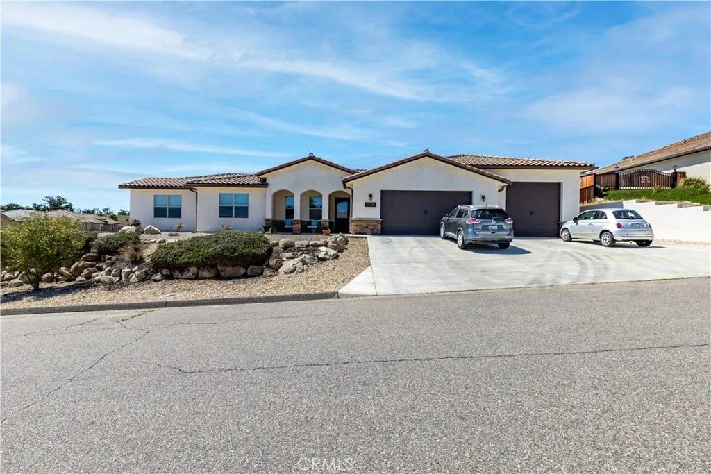 Paso Robles, CA 93446,2385 Double Point Way