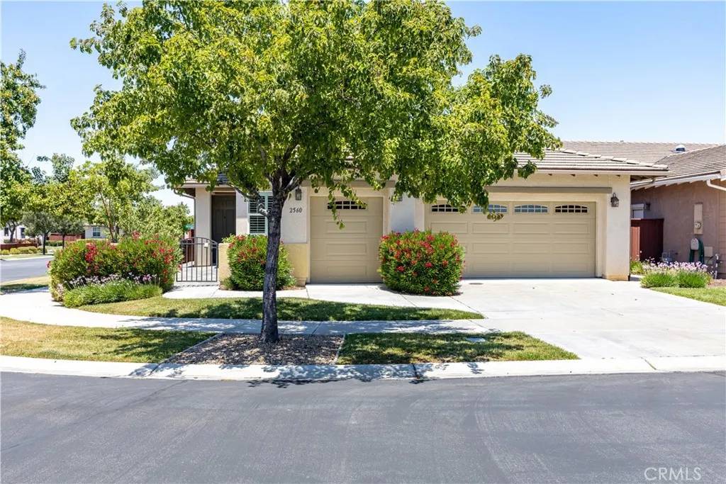 Paso Robles, CA 93446,2560 Traditions