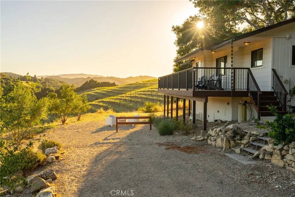 Templeton, CA 93465,115 Booker Road