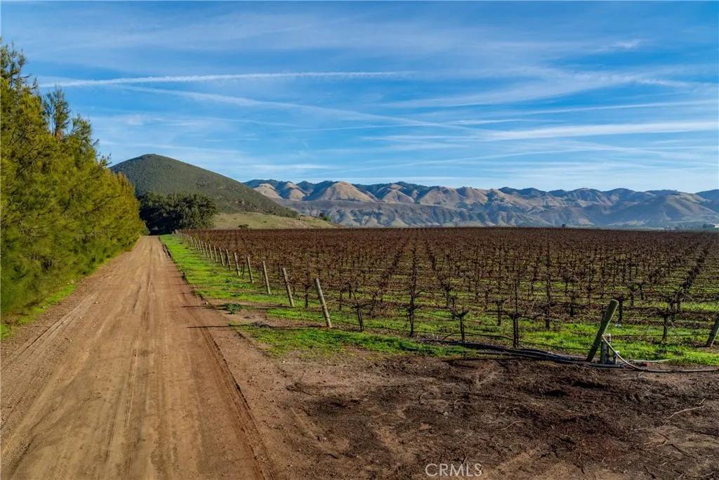 San Luis Obispo, CA 93401,4910 Edna