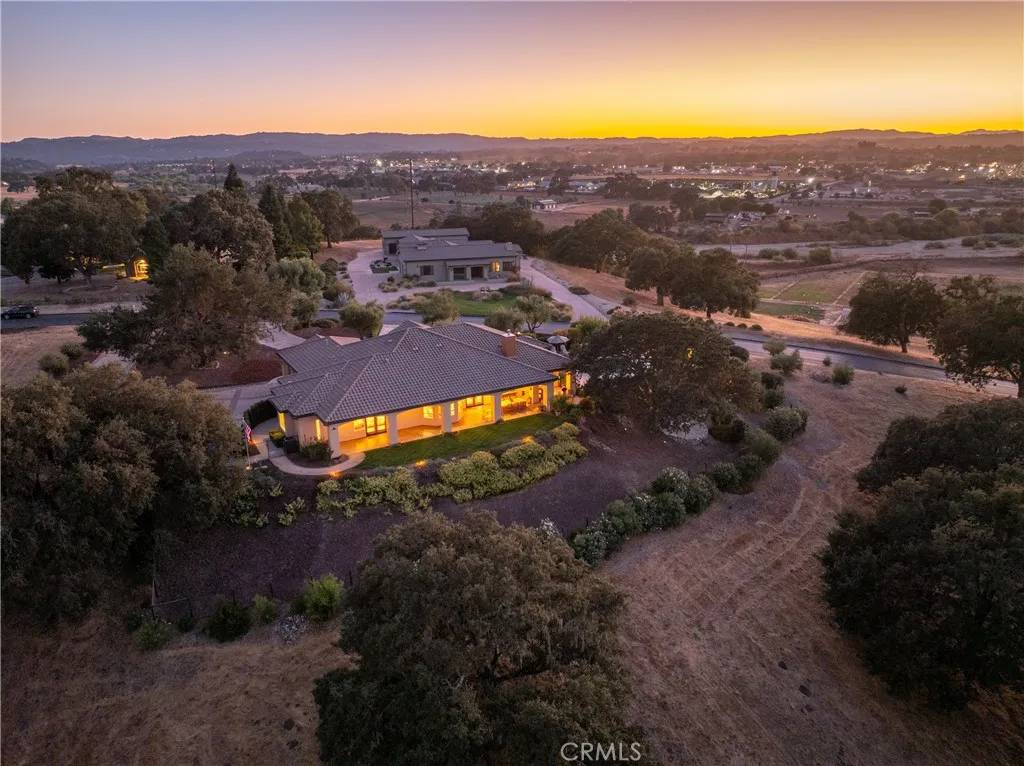 Templeton, CA 93465,2174 Lake Ysabel Road