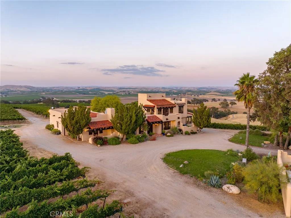 Paso Robles, CA 93446,7010 Wilderness Lane