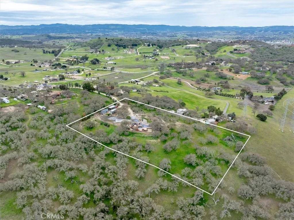 Templeton, CA 93465,2122 Lothar Lane