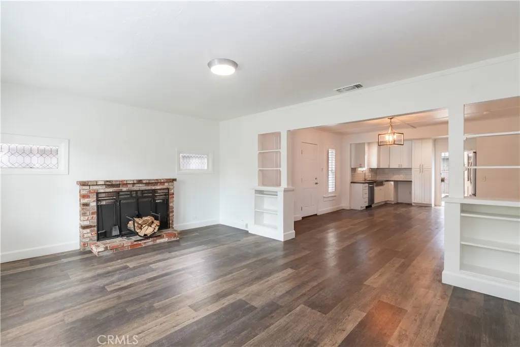 Paso Robles, CA 93446,415 7th