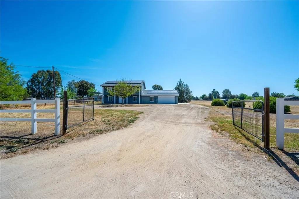 Paso Robles, CA 93446,5640 Whispering Oak Way