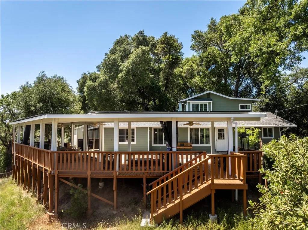 Paso Robles, CA 93446,5525 Whispering Pines Lane