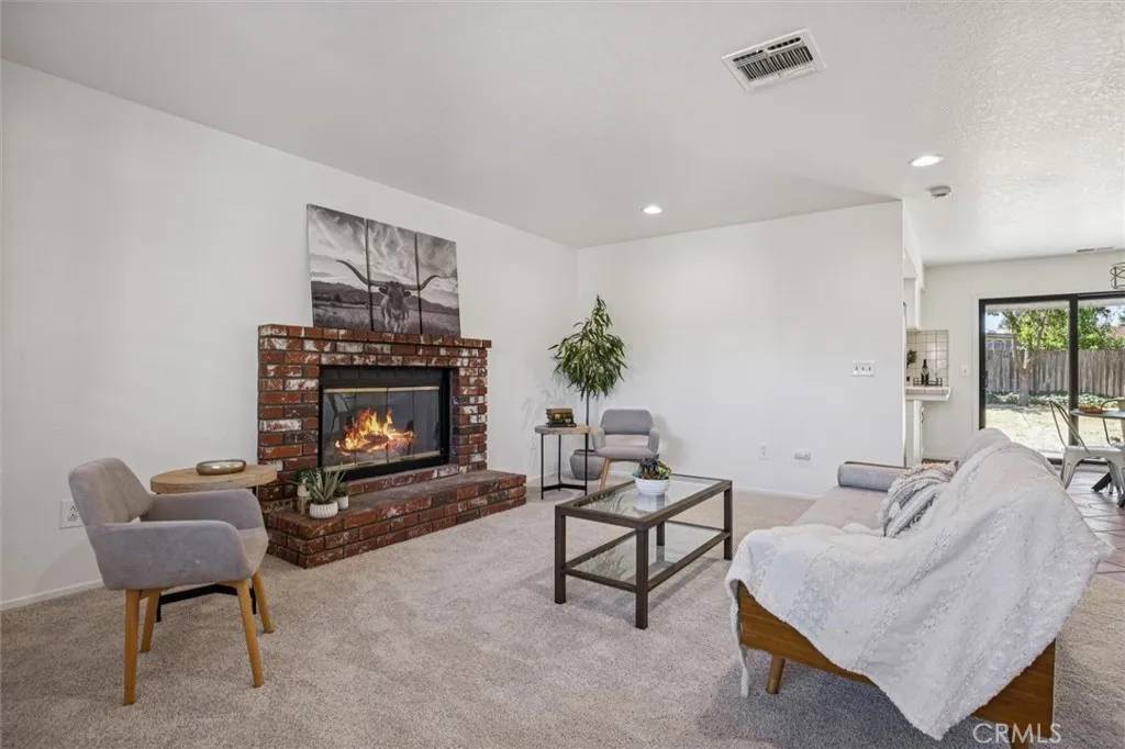 Paso Robles, CA 93446,825 Crenshaw Court