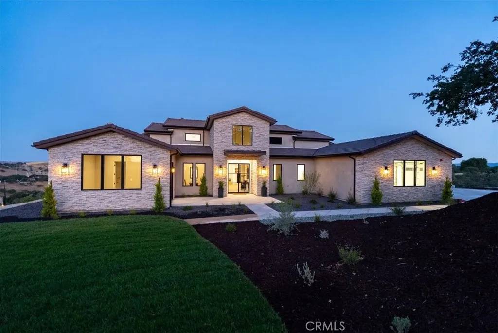 Templeton, CA 93465,1755 Burnt Rock Way