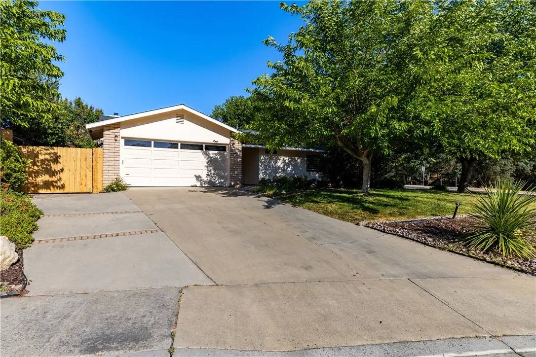 Paso Robles, CA 93446,1748 Wade Drive